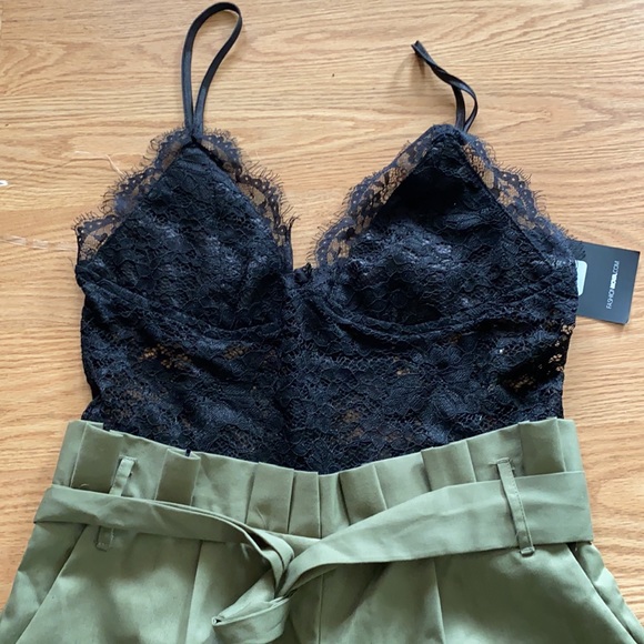 Cargo Jumpsuit NWT - Picture 4 of 7